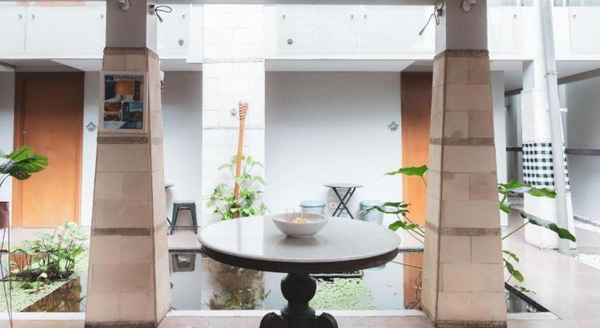 Hotel Tibera Taman Cibeunying Bandung Extérieur photo